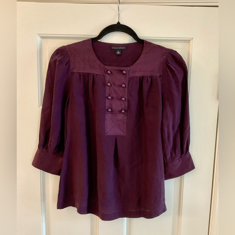 Banana Republic 100% Silk Blouse. Size: Small. Color: Plum